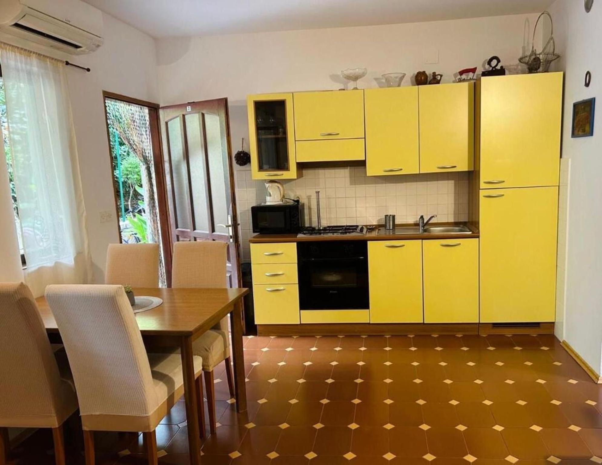 Apartments Matkov - Quite And Peaceful Location Jelsa  Exterior foto